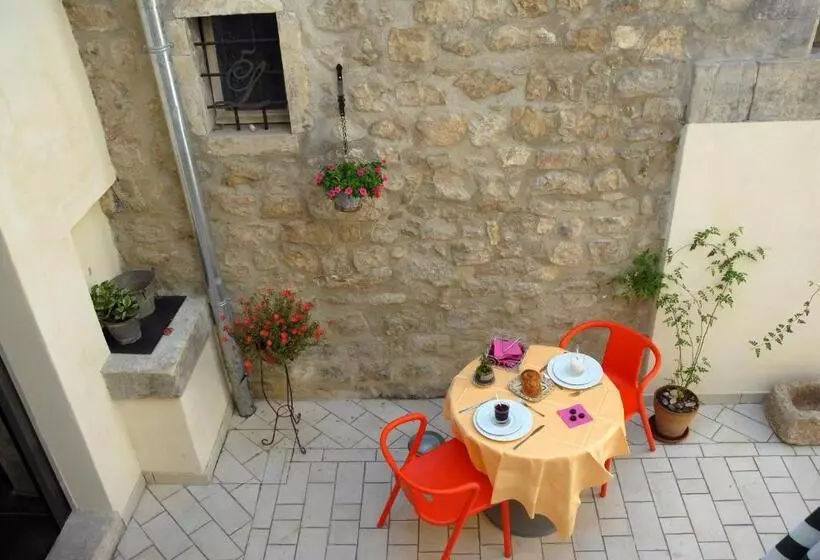 هتل Le Cinque Luci