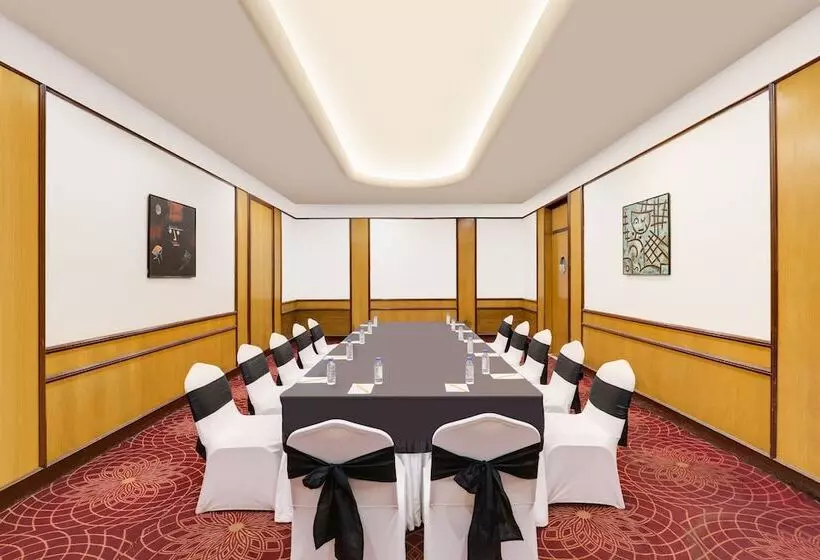 Lemon Tree Hotel, Indore