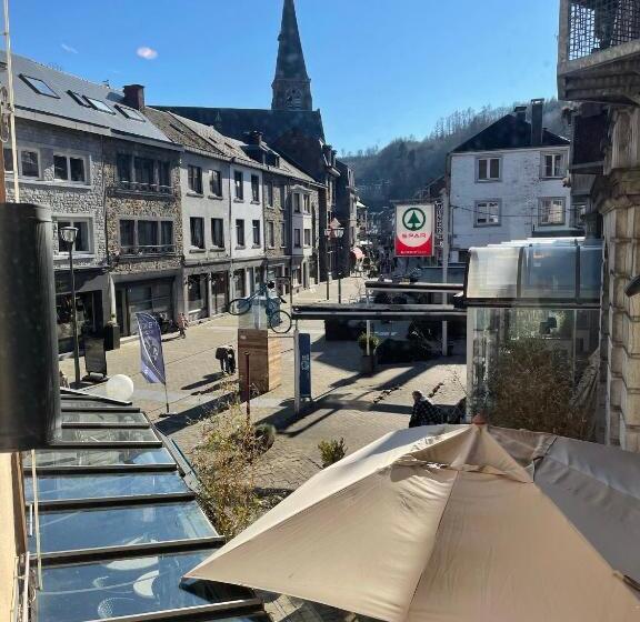 هتل Les Arcades La Roche En Ardenne