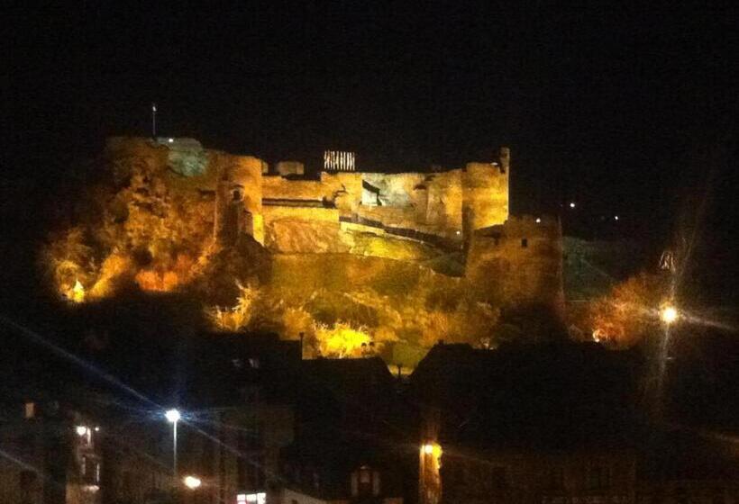 هتل Les Arcades La Roche En Ardenne