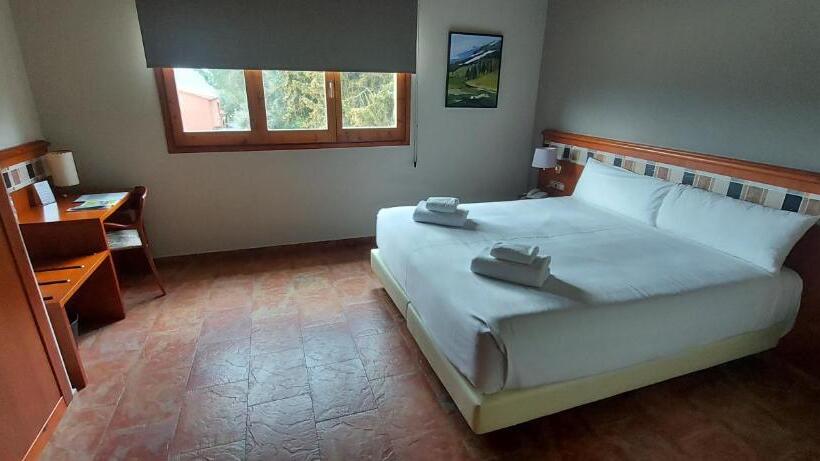 Отель Mas De La Sala