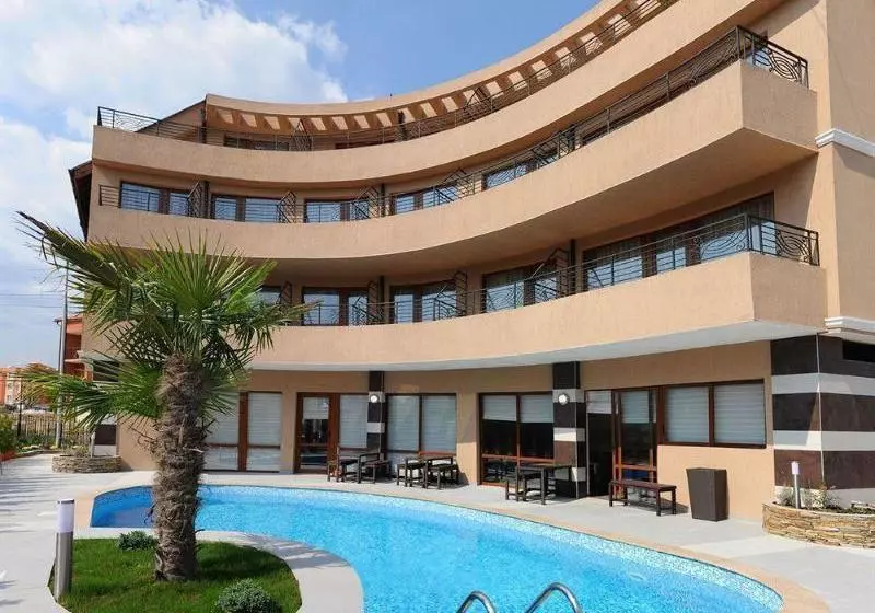 Hotel Plaza