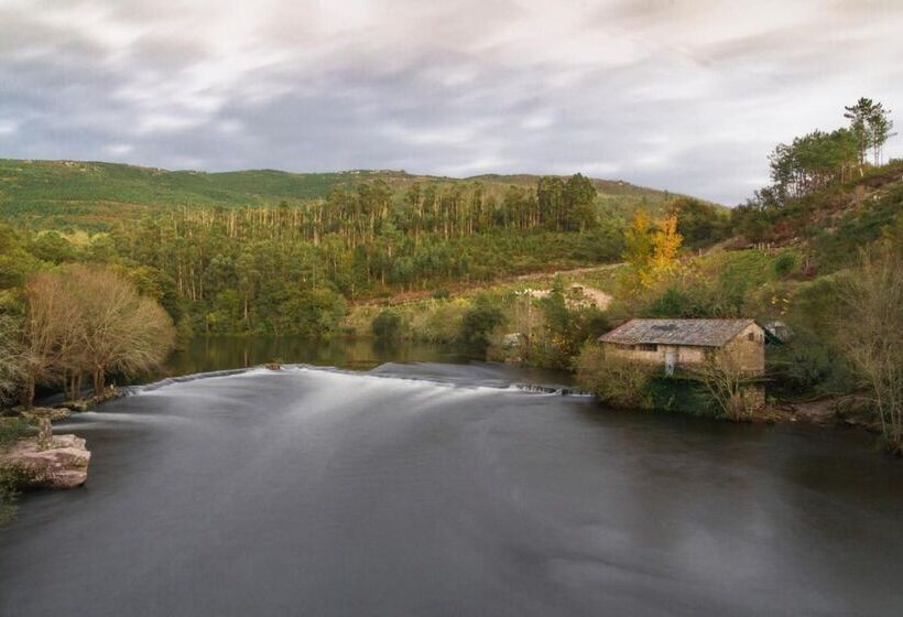 هتل روستایی A Casa Da Meixida