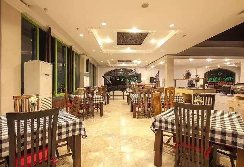 酒店 The Beverly Hills Bali A Luxury Villas & Spa