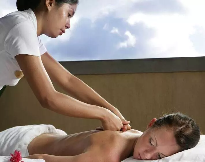 酒店 The Beverly Hills Bali A Luxury Villas & Spa