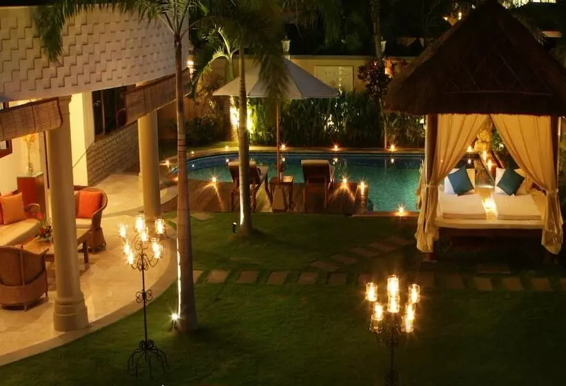 酒店 The Beverly Hills Bali A Luxury Villas & Spa