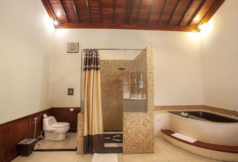 ホテル The Beverly Hills Bali A Luxury Villas & Spa