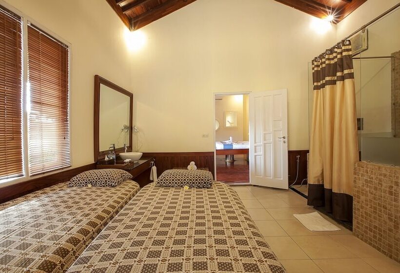 ホテル The Beverly Hills Bali A Luxury Villas & Spa