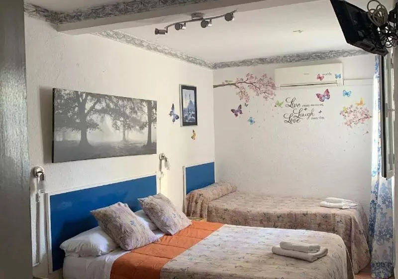 پانسیون Giraldilla