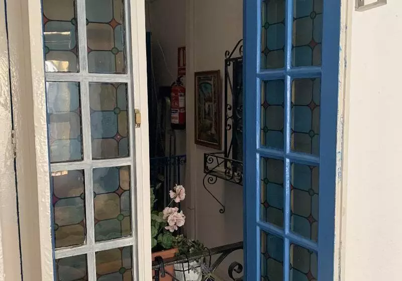 پانسیون Giraldilla