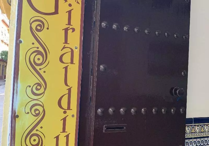 پانسیون Giraldilla