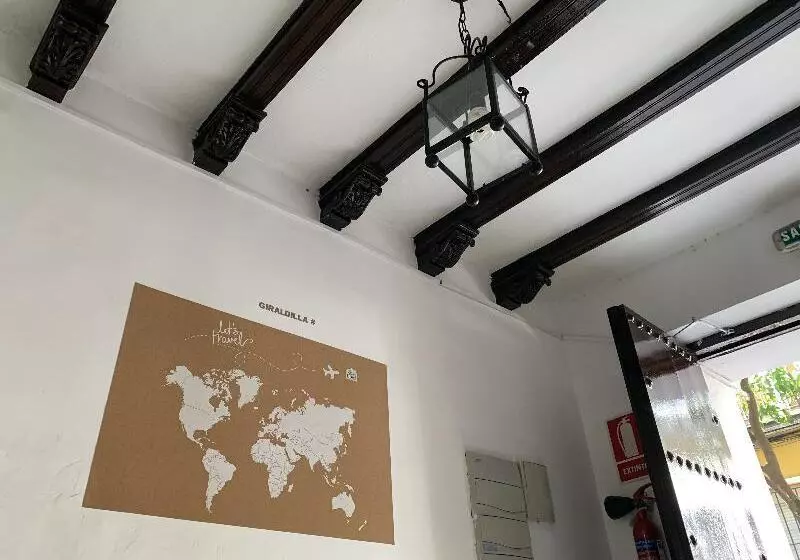 پانسیون Giraldilla