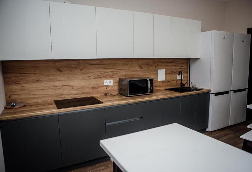 Retkeilymaja новый хостел Nesvit киев академгородок