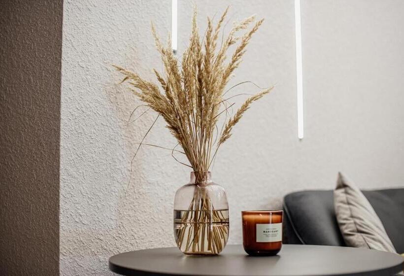 Retkeilymaja новый хостел Nesvit киев академгородок