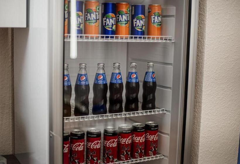 Retkeilymaja новый хостел Nesvit киев академгородок