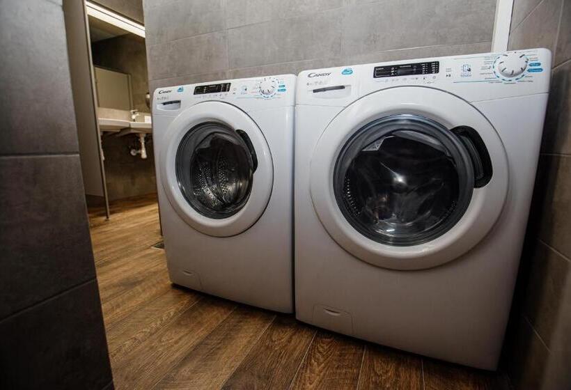 Retkeilymaja новый хостел Nesvit киев академгородок