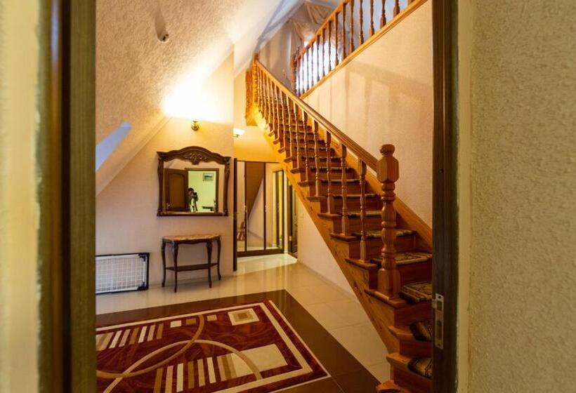 Hotel гранд алексік