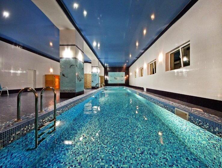 Hotel гранд алексік