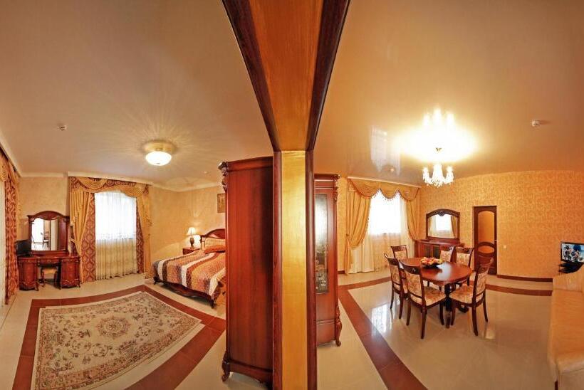 Hotel гранд алексік