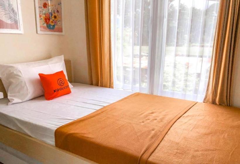 فندق Koolkost Female Syariah Near Universitas Muhammadiyah Malang Campus Iii