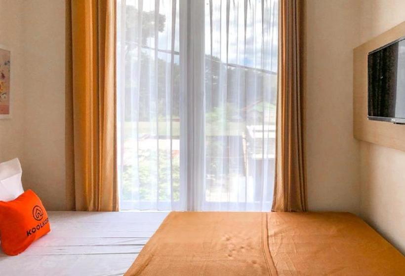 فندق Koolkost Female Syariah Near Universitas Muhammadiyah Malang Campus Iii