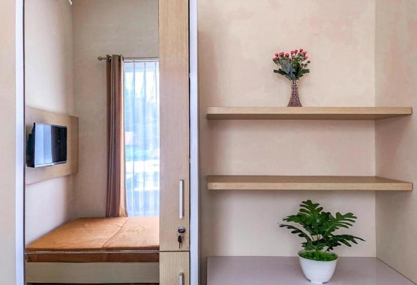 فندق Koolkost Female Syariah Near Universitas Muhammadiyah Malang Campus Iii