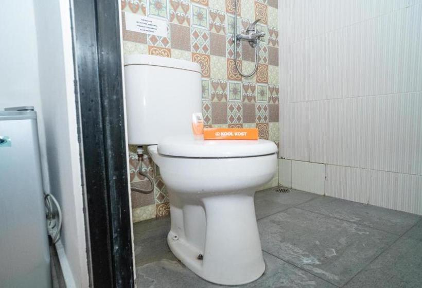 בית מלון כפרי Koolkost Syariah @ Jl Danau Maninjau Benhil