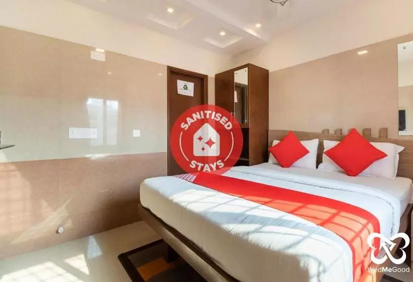 هتل Oyo 71538 Royal Residency