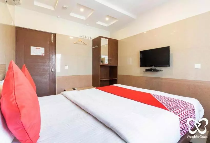 هتل Oyo 71538 Royal Residency