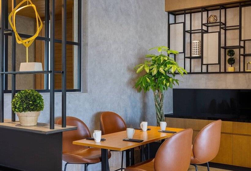 فندق Residence Inn By Marriott Al Jaddaf