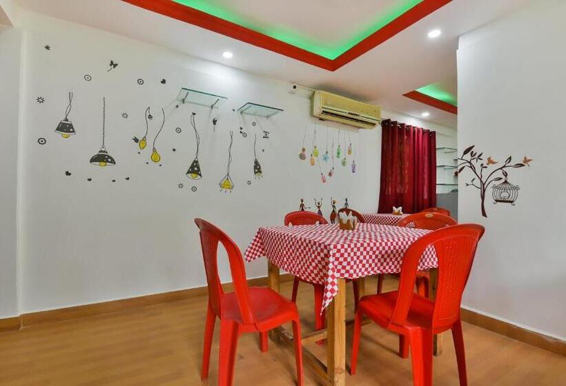 Hotel O Route Near Calangute Beach