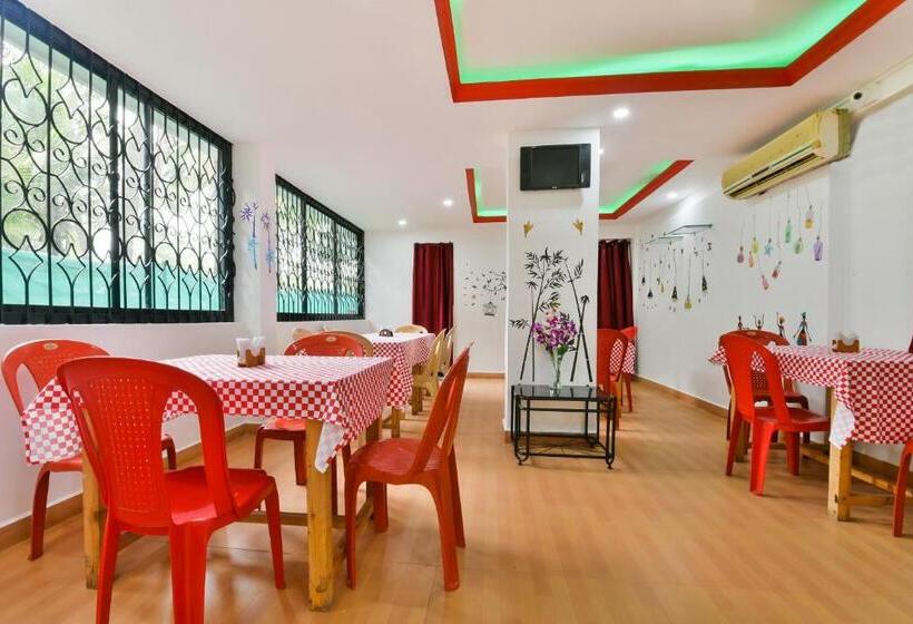 Hotel O Route Near Calangute Beach