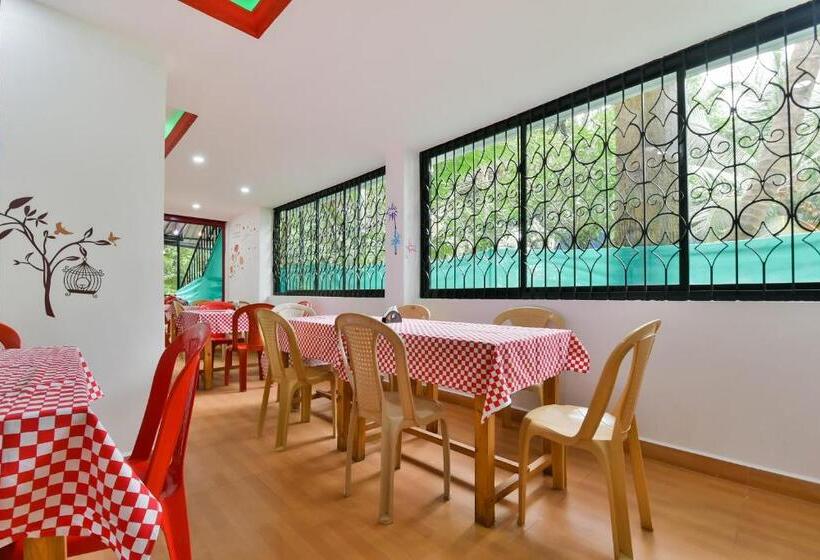 Hotel O Route Near Calangute Beach