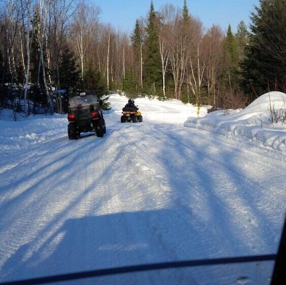 فندق صغير Auberge L Ile De France