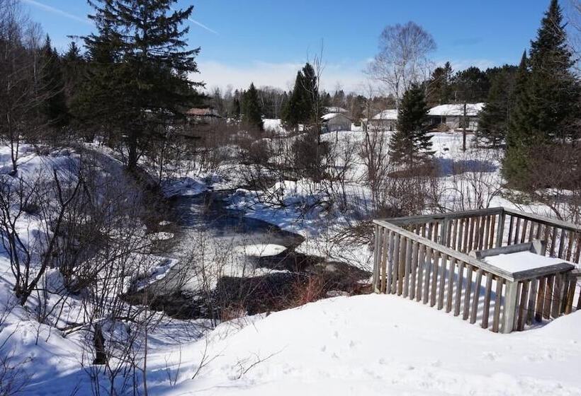 فندق صغير Auberge L Ile De France