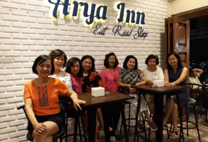 ベッドアンドブレックファースト Arya Inn