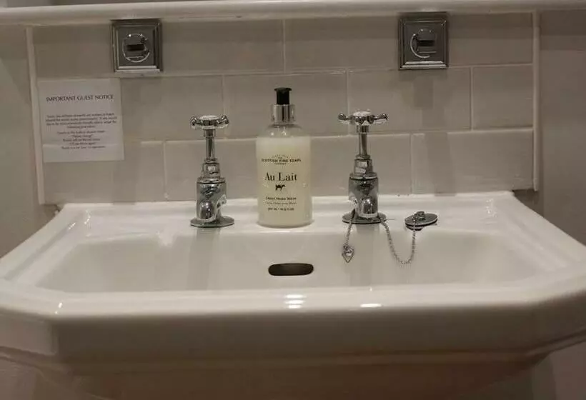 ベッドアンドブレックファースト The Talbot And Apartment