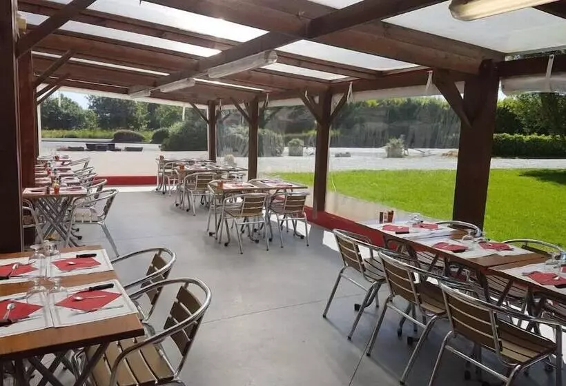 Hotelli Auberge Le Guinefort