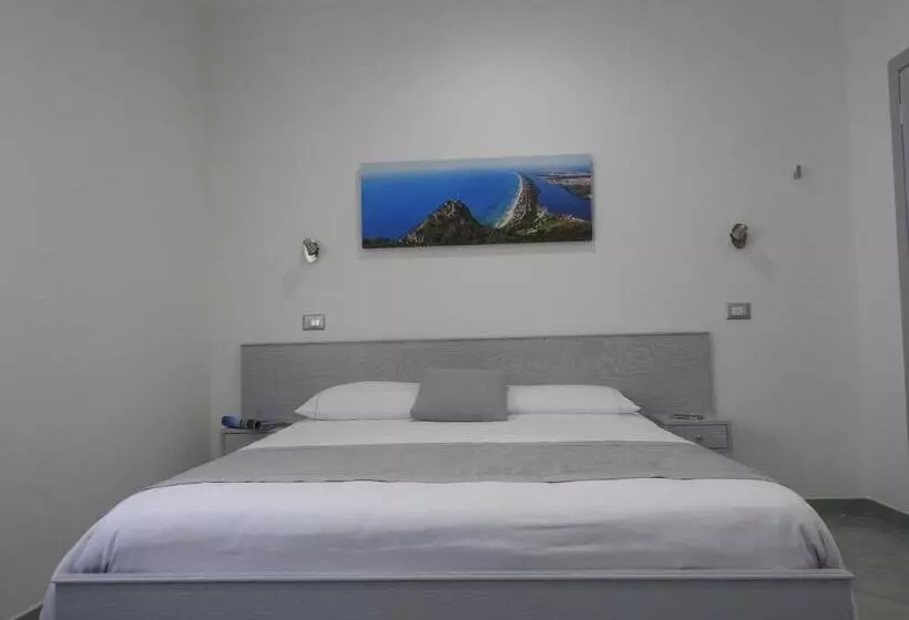 Hotelli Corallo Circeo