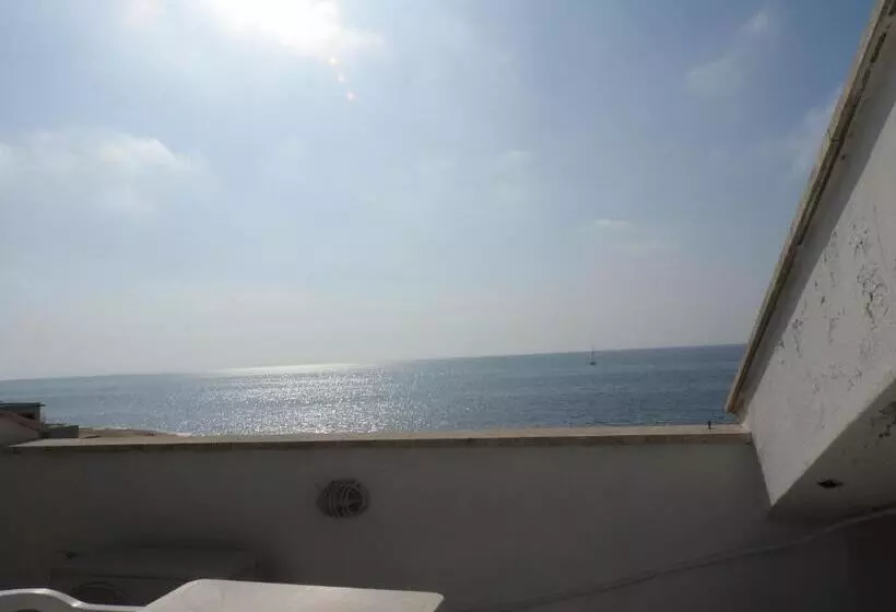 Hotelli Corallo Circeo