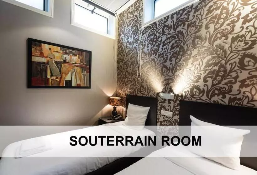 Hotelli De Duif Lisse   Keukenhof