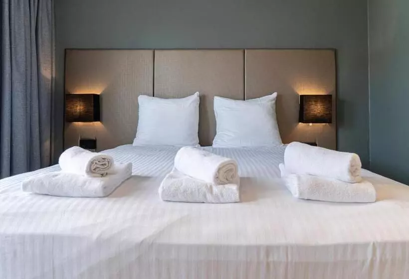 Hotelli De Duif Lisse   Keukenhof