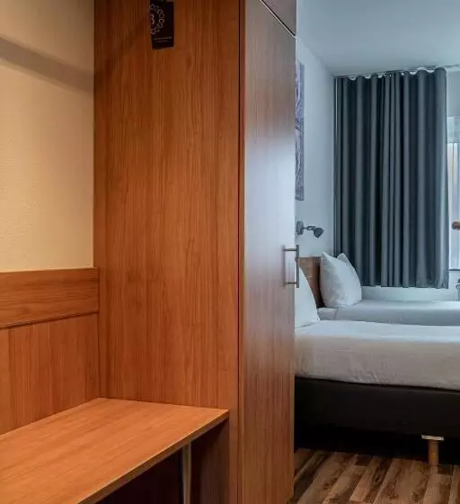 Hotelli De Duif Lisse   Keukenhof