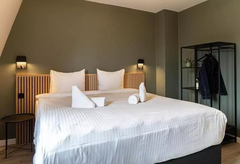 Hotelli De Duif Lisse   Keukenhof