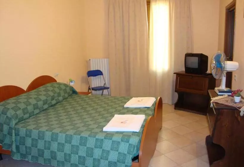 Hotelli Tiberio
