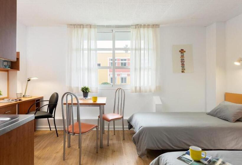 پانسیون Micampus Upo Celestino Mutis Residencia De Estudiantes