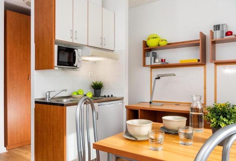 پانسیون Micampus Upo Celestino Mutis Residencia De Estudiantes