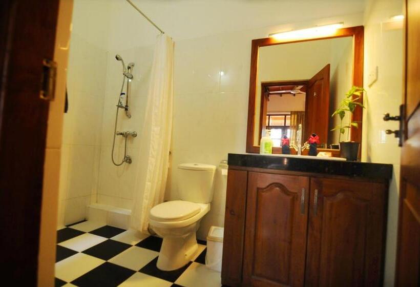 膳宿费 Park Lane Apartments