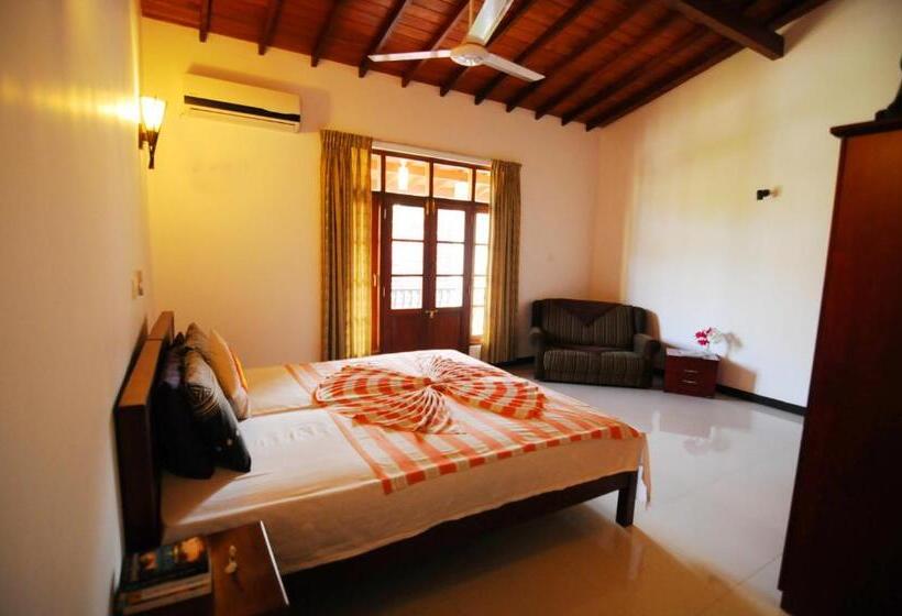 膳宿费 Park Lane Apartments