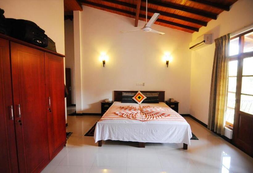 膳宿费 Park Lane Apartments